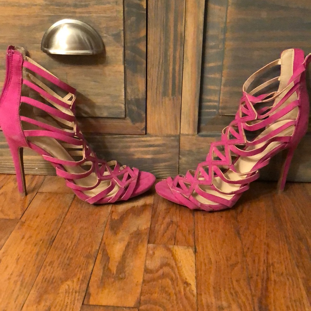 pink heels!